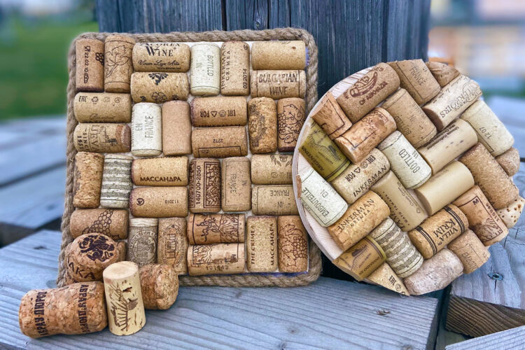 Создание подставки под горячее из винных пробок