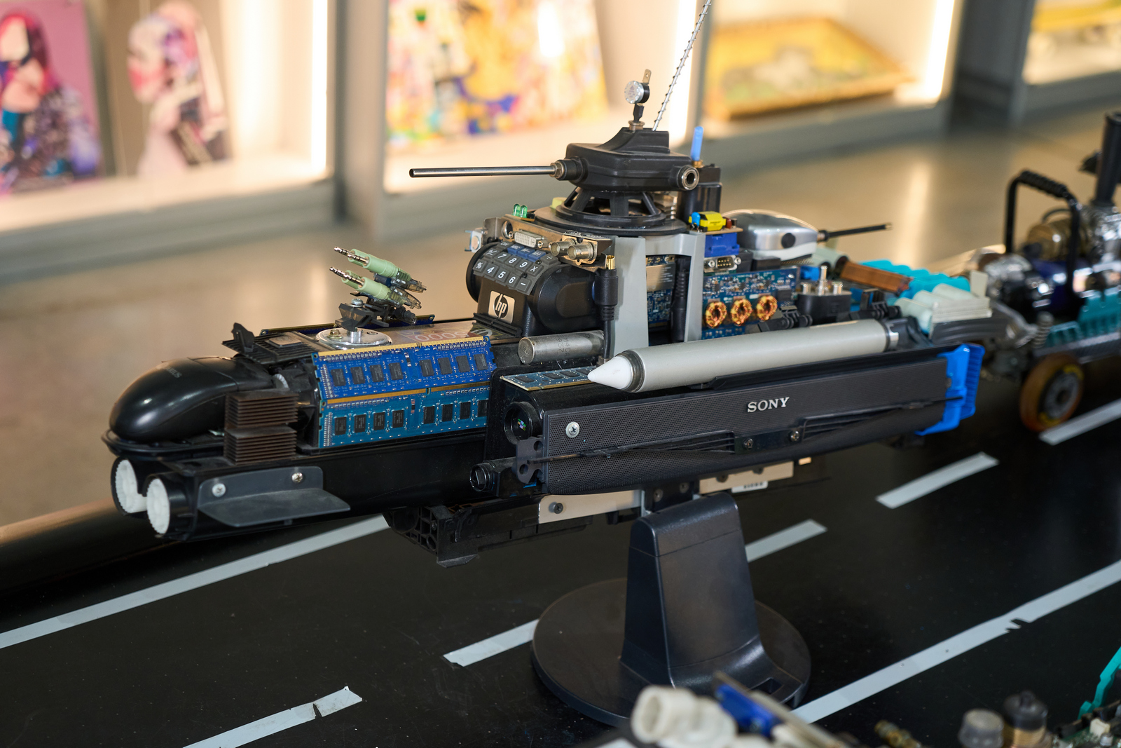 Где ещё проходят выставки треш-арта?